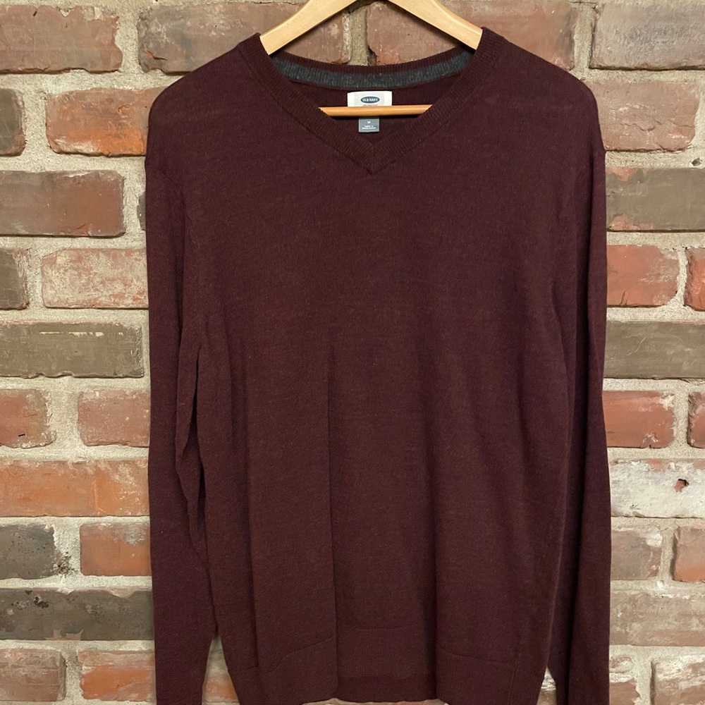 Maroon V-Neck Old Navy Men’s Sweater - Medium